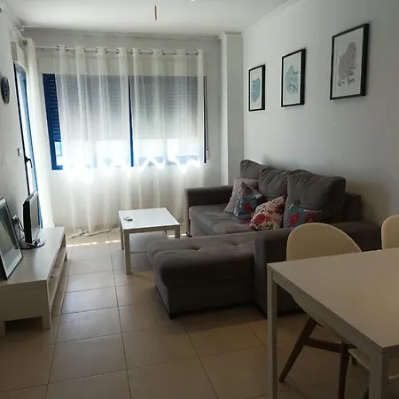 Apartment 1bed & Sofabed-seaside Apt-quiet Location-parking