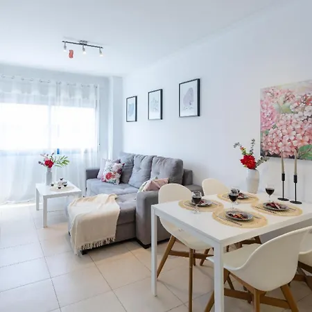 1bed & Sofabed-seaside Apt-quiet Location-parking Apartment
