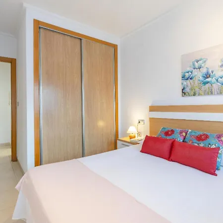 1bed & Sofabed-seaside Apt-quiet Location-parking Apartment *
